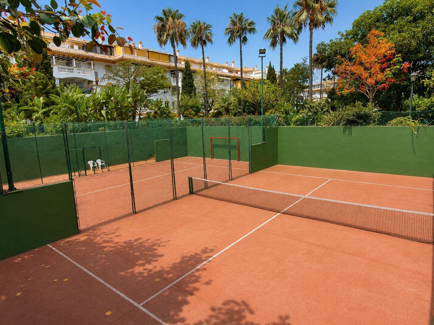 Apartamento de 2 habitaciones en Marbella en venta - 450.000 € (Ref: 10020554)