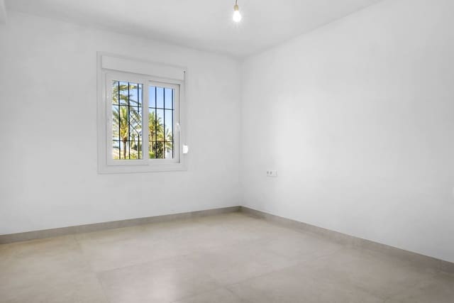 3 sypialnia Apartament na sprzedaż w Nueva Andalucia, Marbella - 875 000 € (Ref: 10020557)