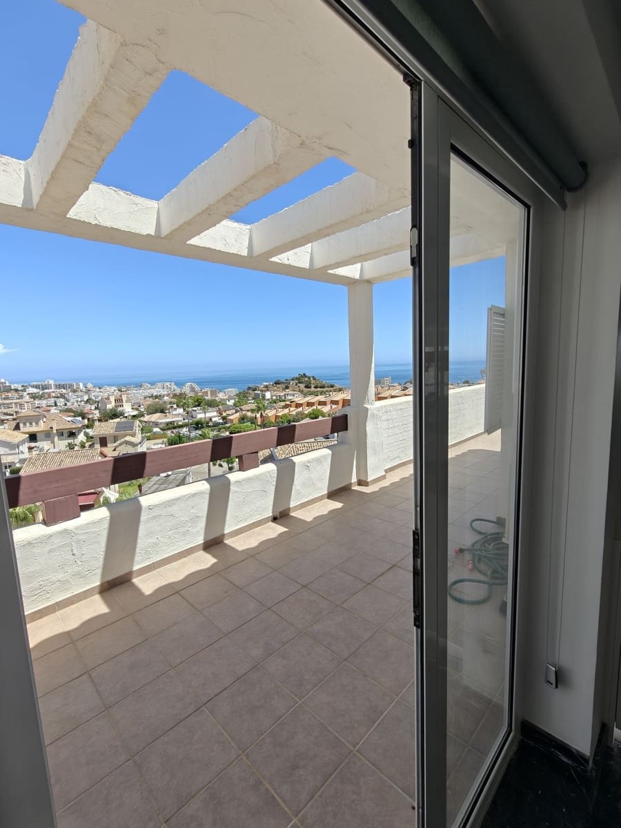 3 bedroom Penthouse for sale in Benalmadena Costa - € 675,000 (Ref: 10020558)