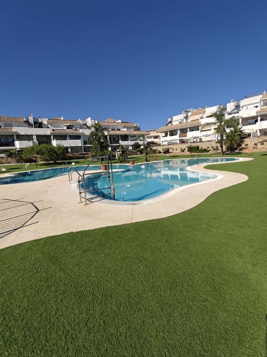 3 bedroom Penthouse for sale in Benalmadena Costa - € 675,000 (Ref: 10020558)