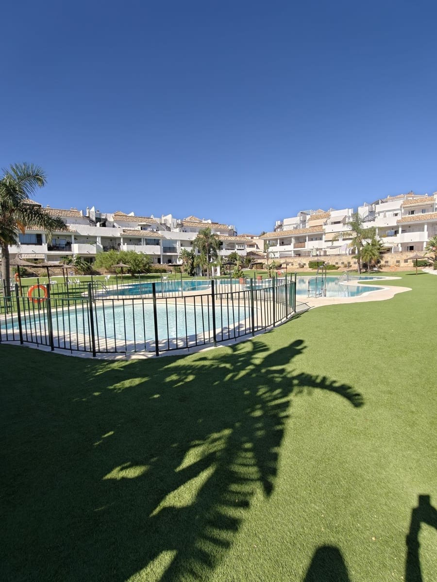 3 bedroom Penthouse for sale in Benalmadena Costa - € 675,000 (Ref: 10020558)