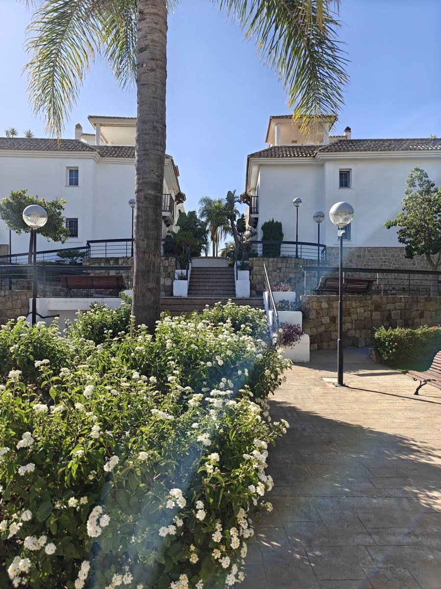 3 bedroom Penthouse for sale in Benalmadena Costa - € 675,000 (Ref: 10020558)