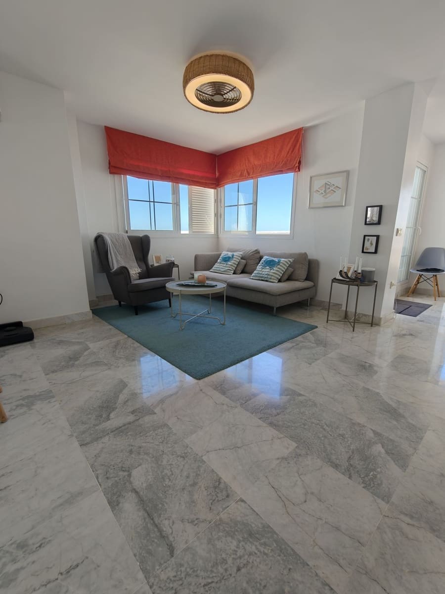 3 bedroom Penthouse for sale in Benalmadena Costa - € 675,000 (Ref: 10020558)