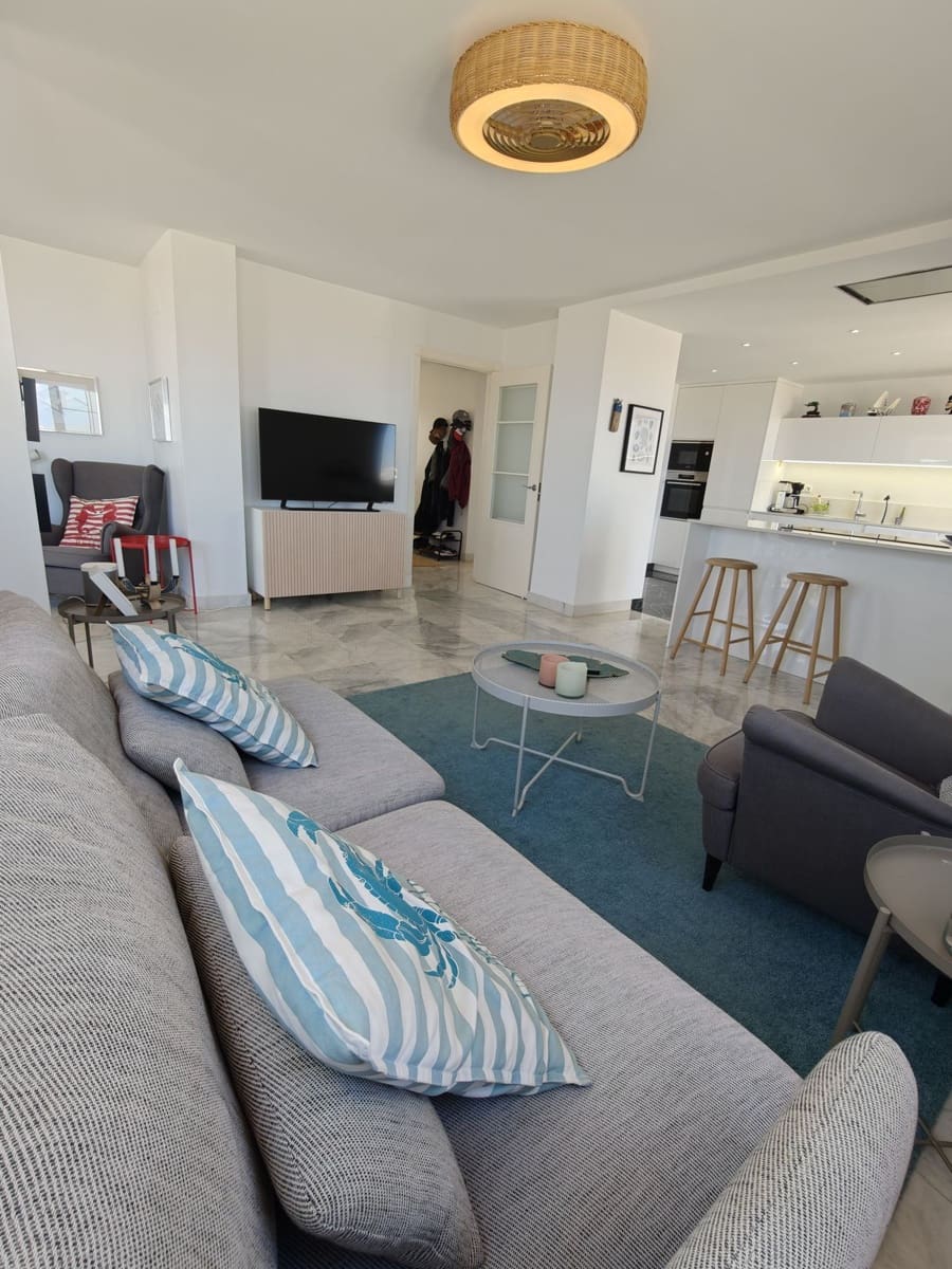 3 bedroom Penthouse for sale in Benalmadena Costa - € 675,000 (Ref: 10020558)