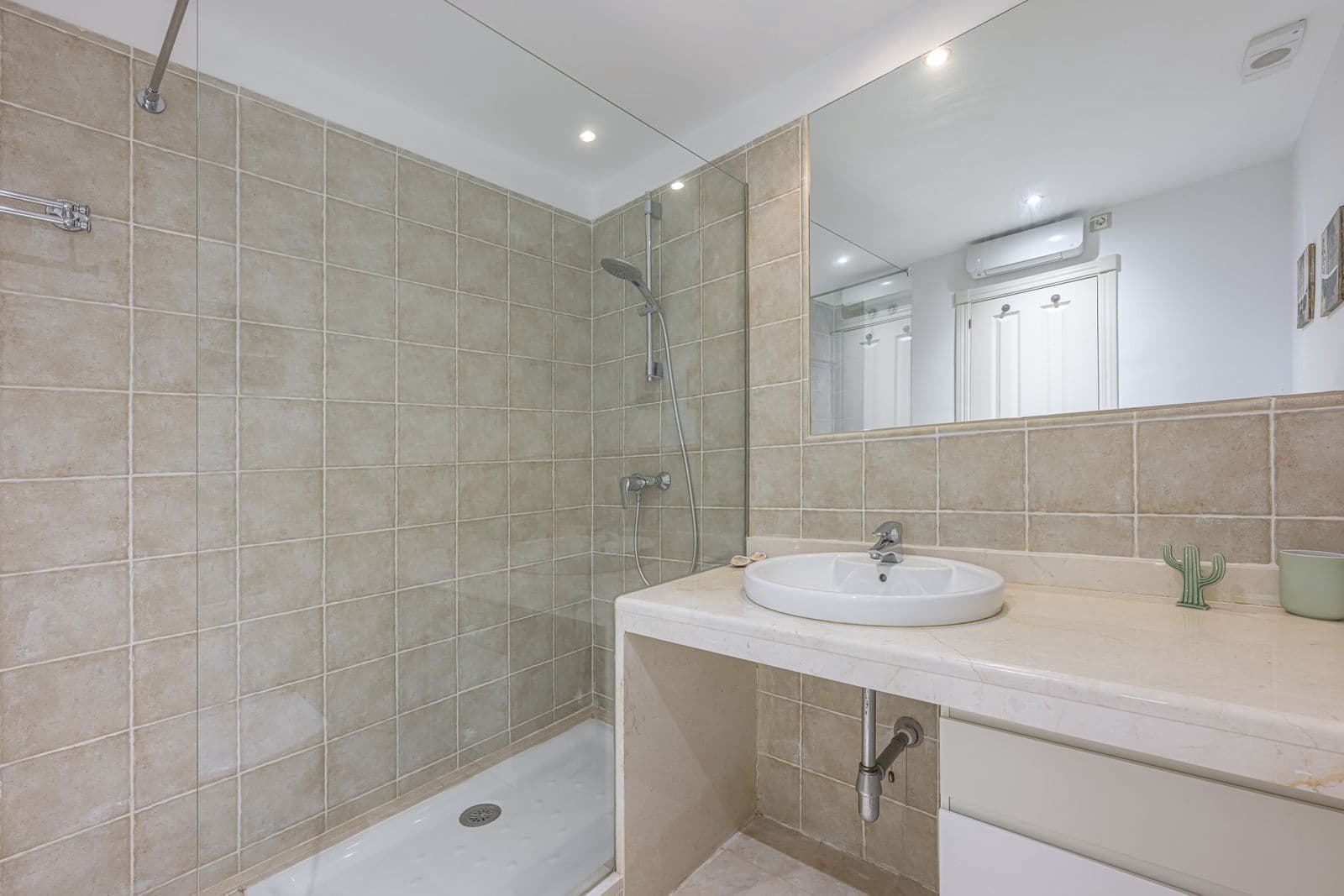 2 bedroom Apartment for sale in Buenas Noches - € 359,000 (Ref: 10020560)