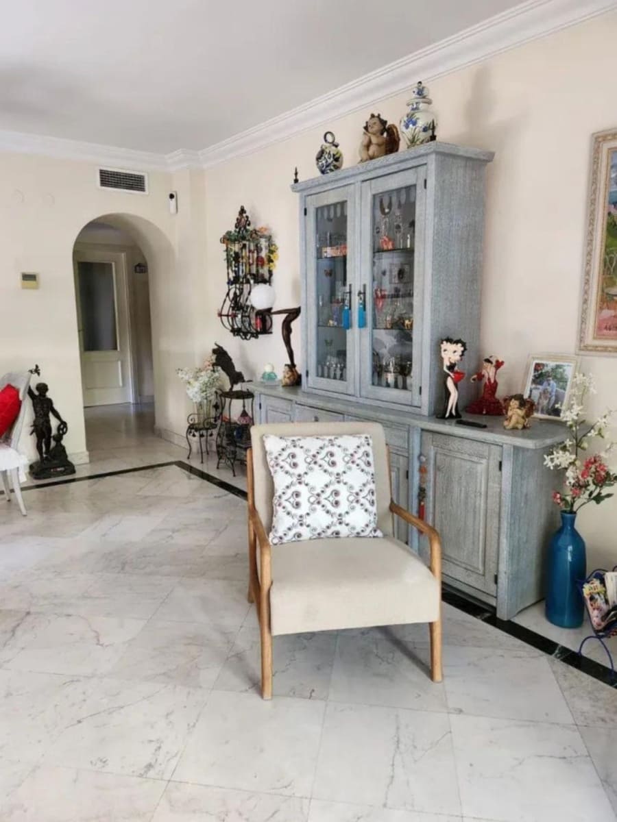2 soveværelse Lejlighed til salg i Puerto Banus - € 640.000 (Ref: 10020565)