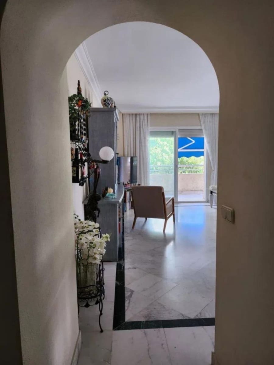 2 soveværelse Lejlighed til salg i Puerto Banus - € 640.000 (Ref: 10020565)