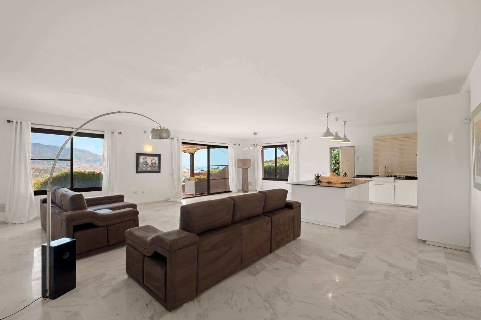 2 bedroom Apartment for sale in La Mairena - € 495,000 (Ref: 10020566)