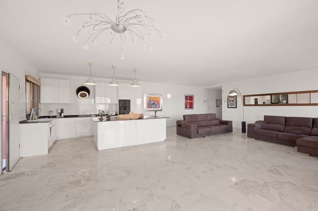 2 bedroom Apartment for sale in La Mairena, Ojen - € 495,000 (Ref: 10020566)