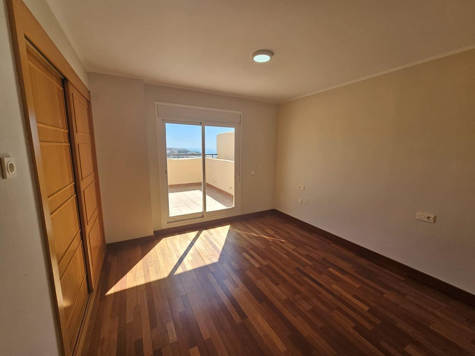 4 slaapkamer Huis te koop in La Cala de Mijas - € 500.000 (Ref: 10020570)