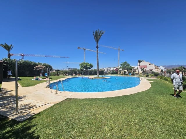 4 slaapkamer Huis te koop in La Cala de Mijas, Mijas - € 500.000 (Ref: 10020570)