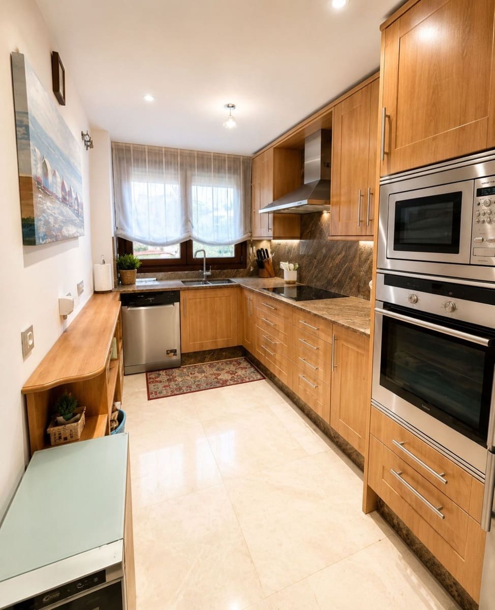 2 Zimmer Apartment zu verkaufen in Estepona - 750.000 € (Ref: 10020573)