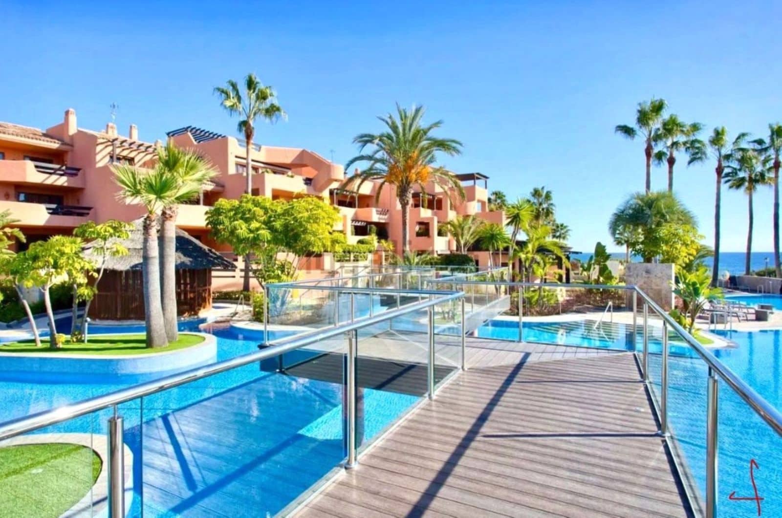 2 Zimmer Apartment zu verkaufen in Estepona - 750.000 € (Ref: 10020573)