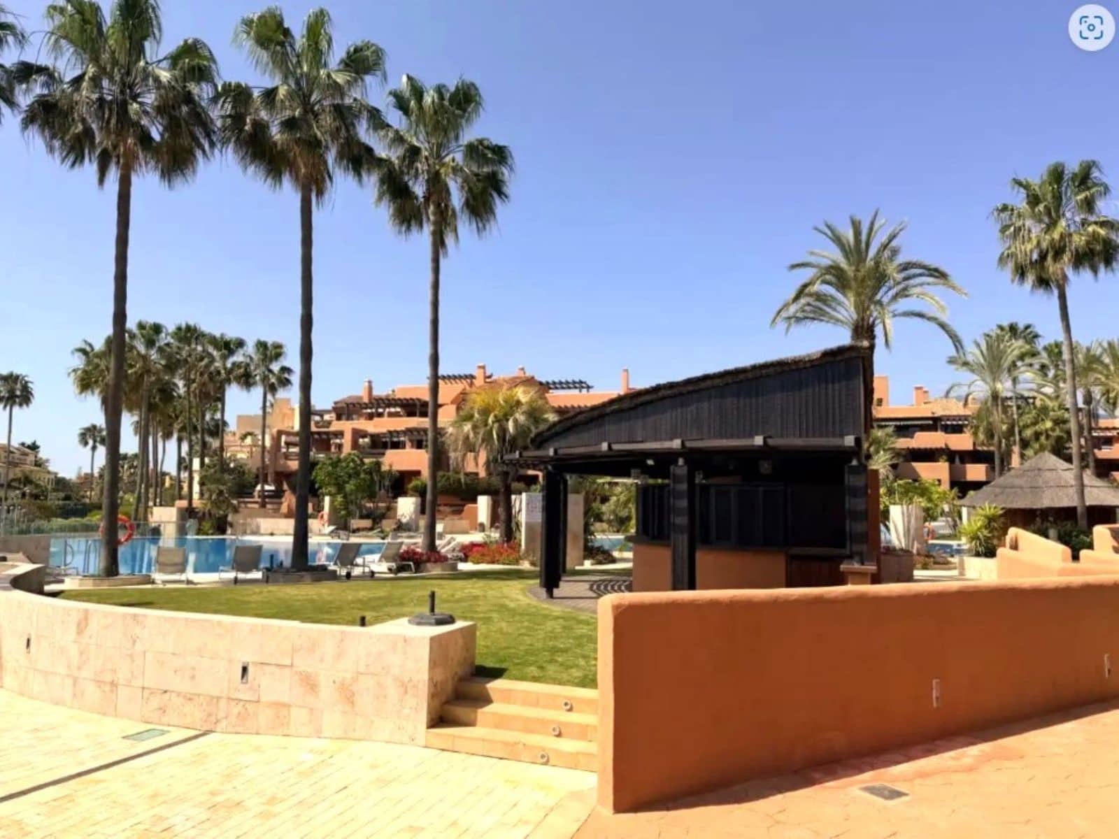 2 Zimmer Apartment zu verkaufen in Estepona - 750.000 € (Ref: 10020573)