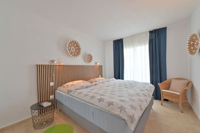 2 bedroom Apartment for sale in Calahonda, Mijas - € 381,000 (Ref: 10020574)