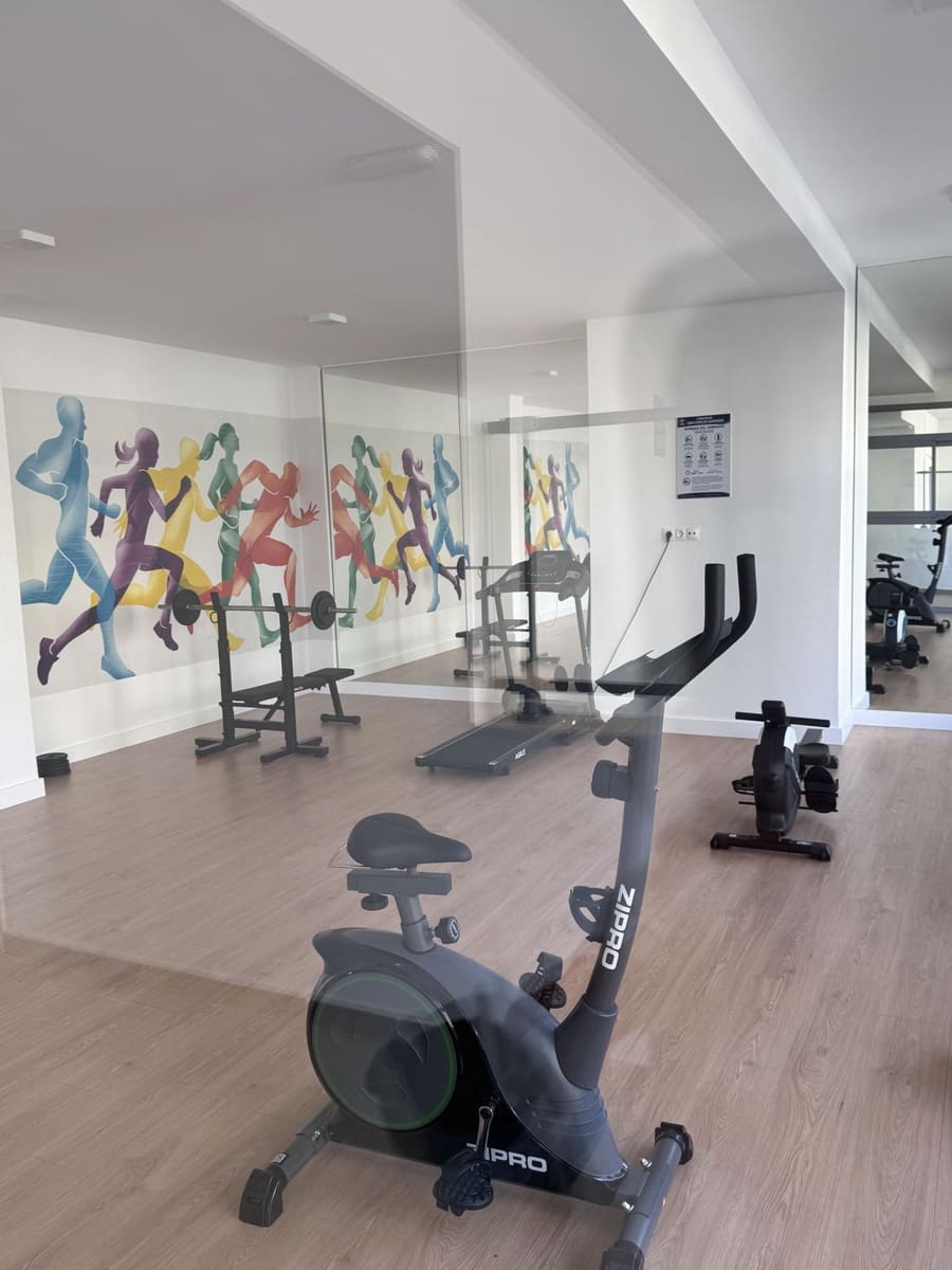 2 bedroom Apartment for sale in Benalmadena Costa - € 699,000 (Ref: 10020576)