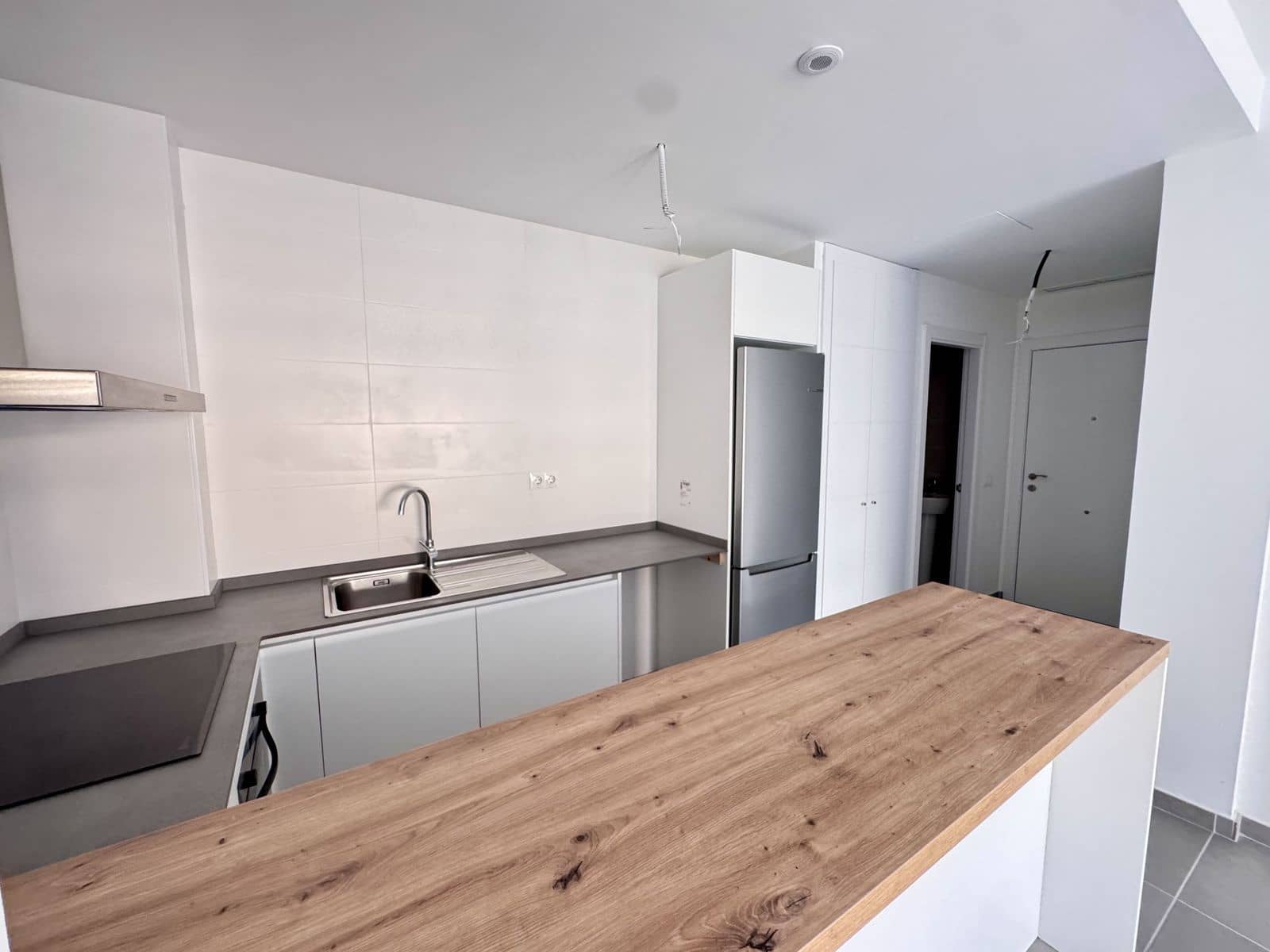 2 bedroom Apartment for sale in Benalmadena Costa - € 699,000 (Ref: 10020576)