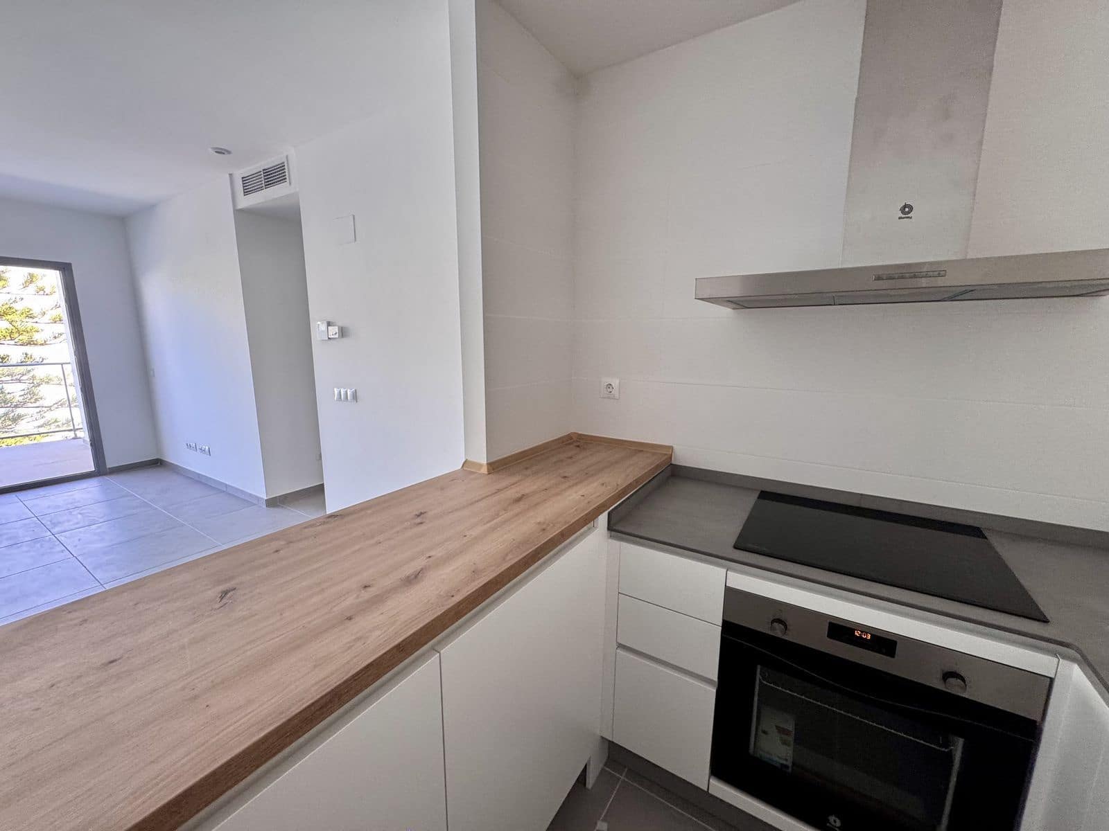 2 bedroom Apartment for sale in Benalmadena Costa - € 699,000 (Ref: 10020576)
