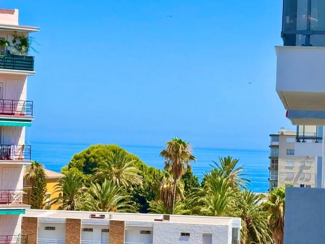 2 bedroom Apartment for sale in Benalmadena Costa, Benalmádena - € 699,000 (Ref: 10020576)