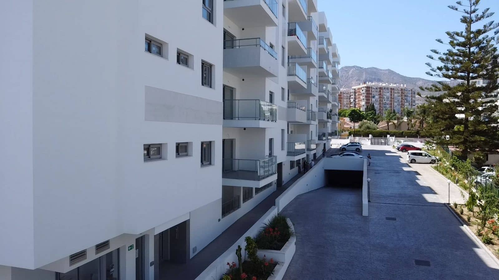 2 bedroom Apartment for sale in Benalmadena Costa - € 699,000 (Ref: 10020576)