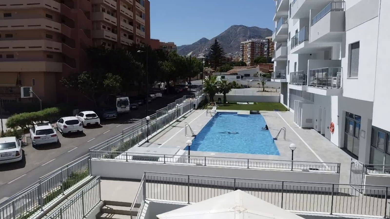 2 bedroom Apartment for sale in Benalmadena Costa - € 699,000 (Ref: 10020576)