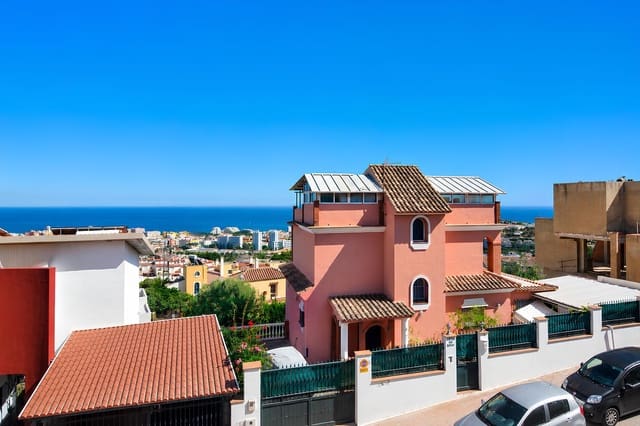 4 bedroom Townhouse for sale in Benalmádena - € 380,000 (Ref: 10020579)