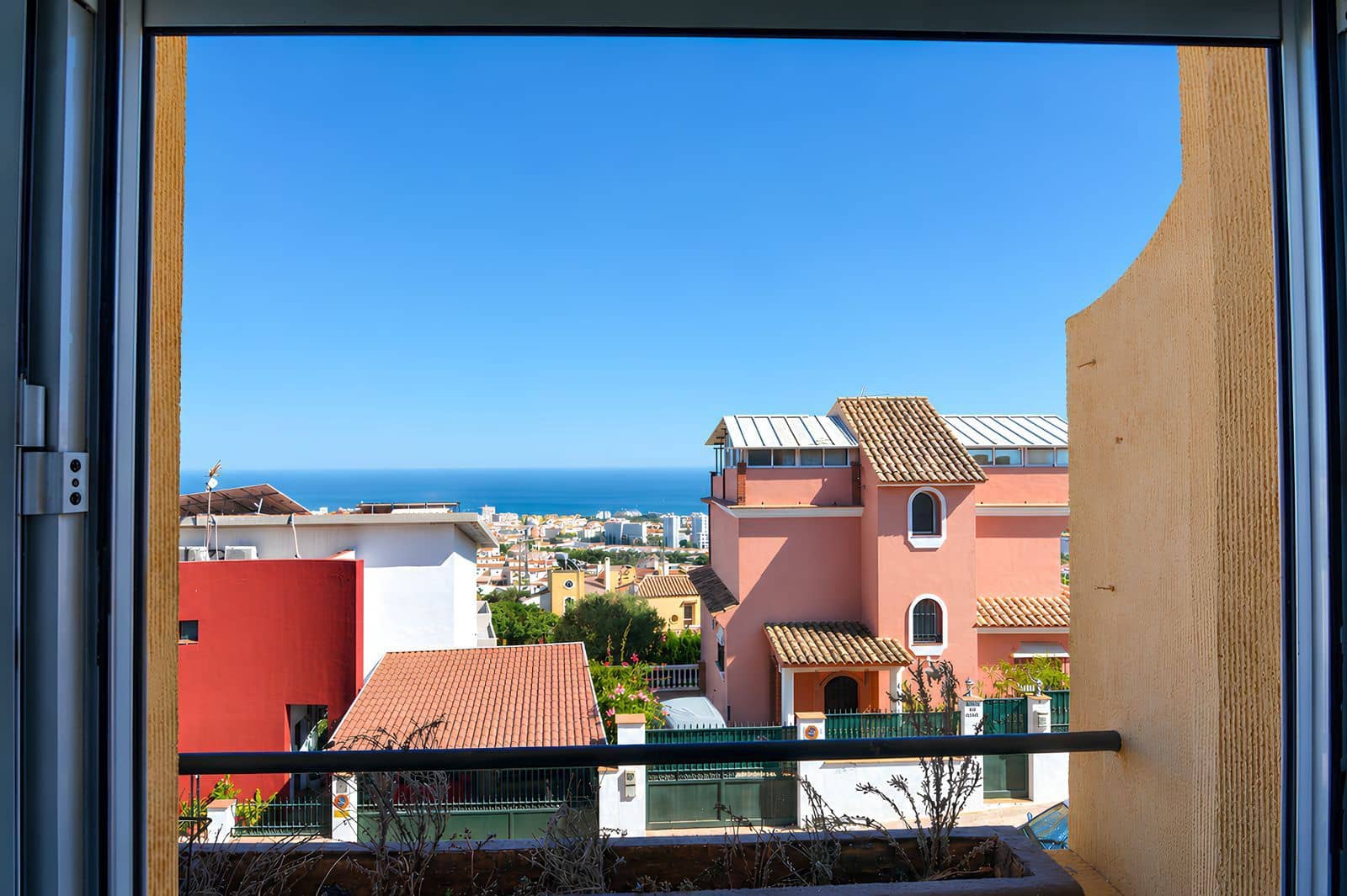 4 bedroom Townhouse for sale in Benalmadena - € 380,000 (Ref: 10020579)