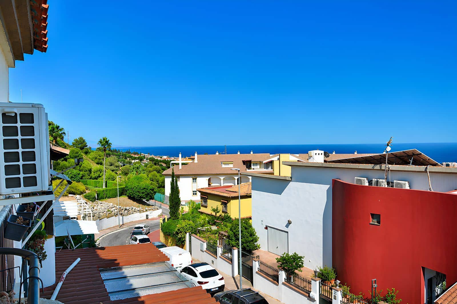 4 bedroom Townhouse for sale in Benalmadena - € 380,000 (Ref: 10020579)