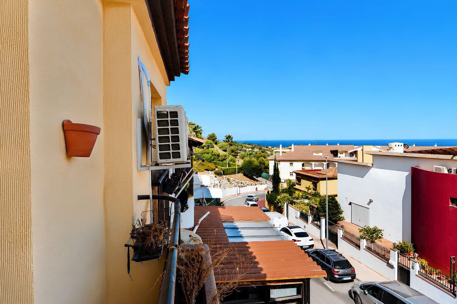 4 bedroom Townhouse for sale in Benalmadena - € 380,000 (Ref: 10020579)