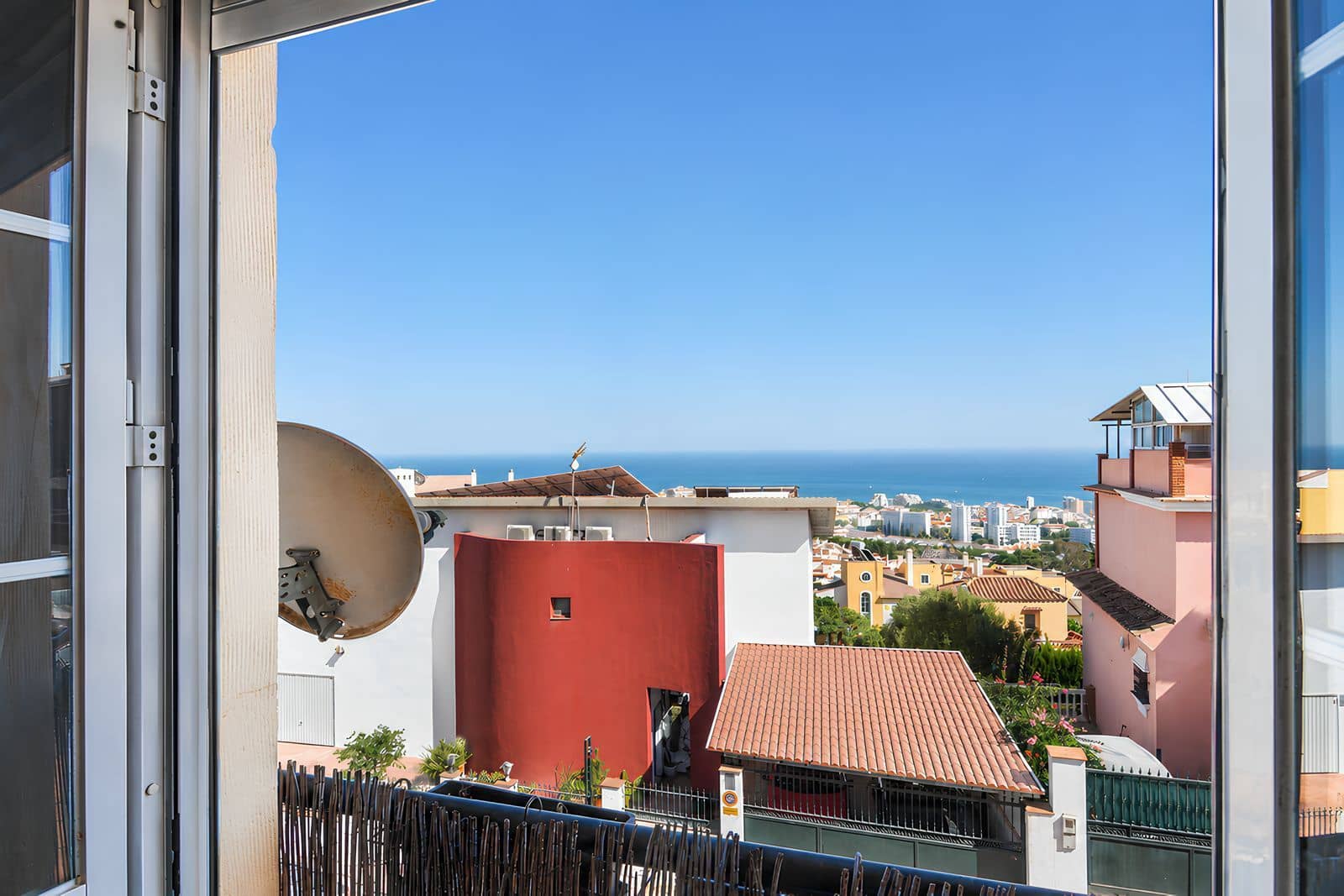 4 bedroom Townhouse for sale in Benalmadena - € 380,000 (Ref: 10020579)