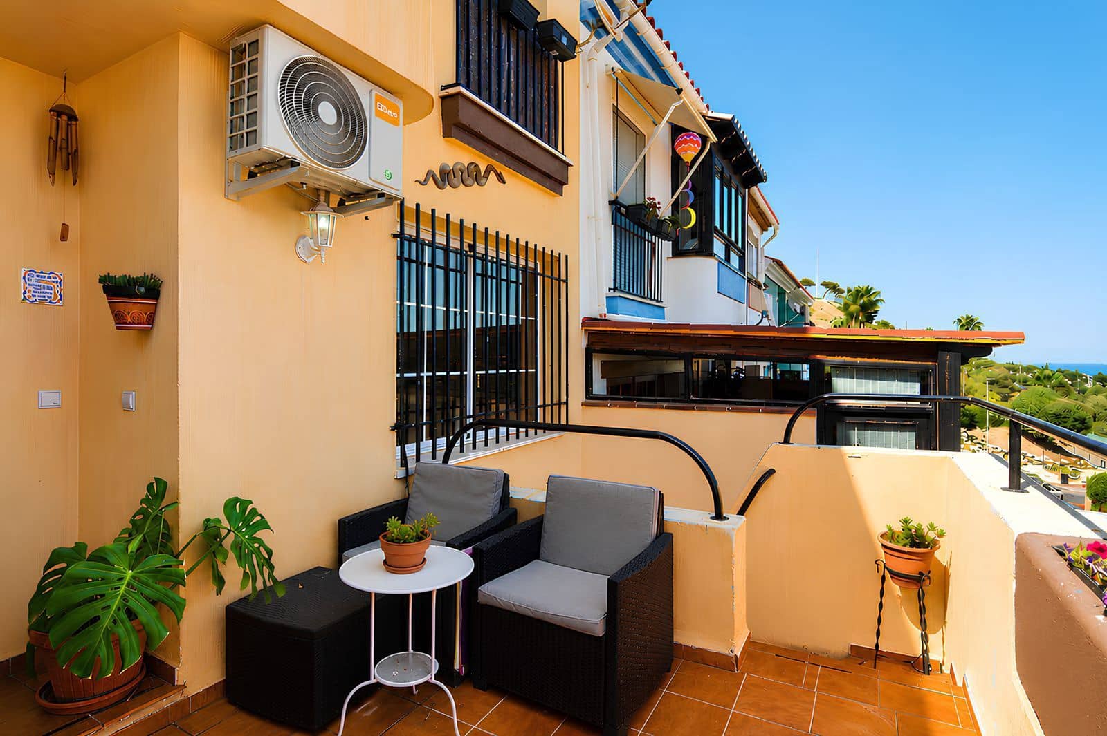 4 bedroom Townhouse for sale in Benalmadena - € 380,000 (Ref: 10020579)