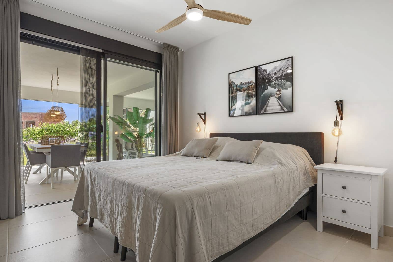 Apartamento de 2 habitaciones en Estepona en venta - 495.000 € (Ref: 10020580)
