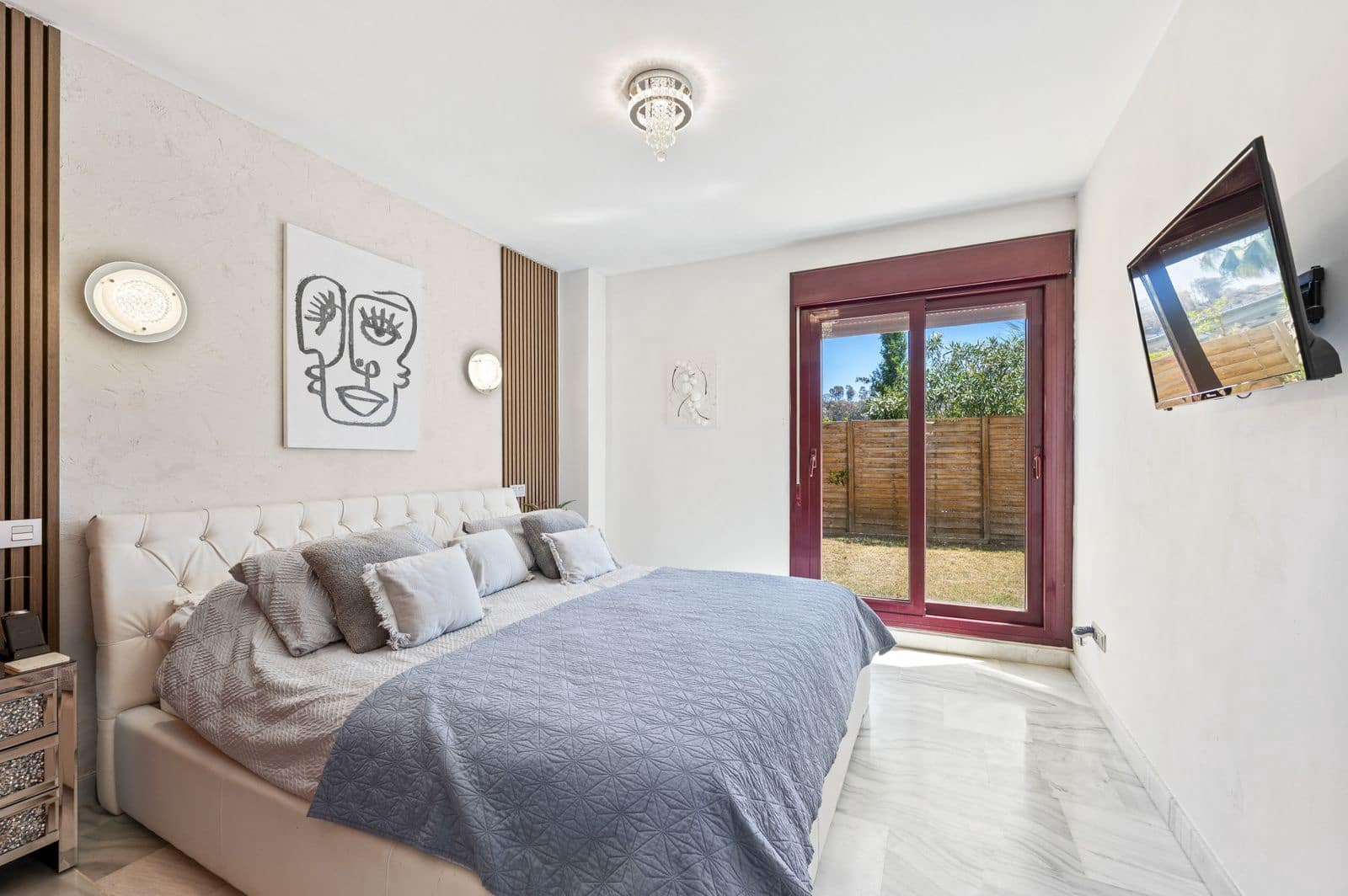 Chalet de 3 habitaciones en Benahavís en venta - 495.000 € (Ref: 10020581)