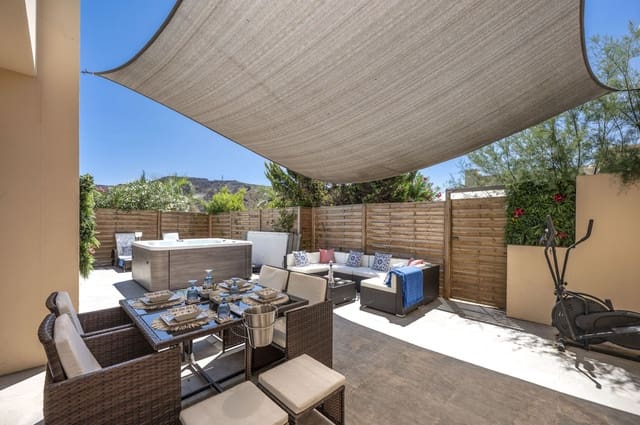 Chalet de 3 habitaciones en Benahavís en venta - 495.000 € (Ref: 10020581)