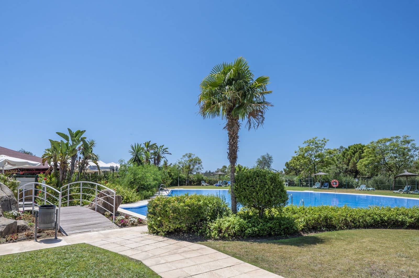 Chalet de 3 habitaciones en Benahavís en venta - 495.000 € (Ref: 10020581)