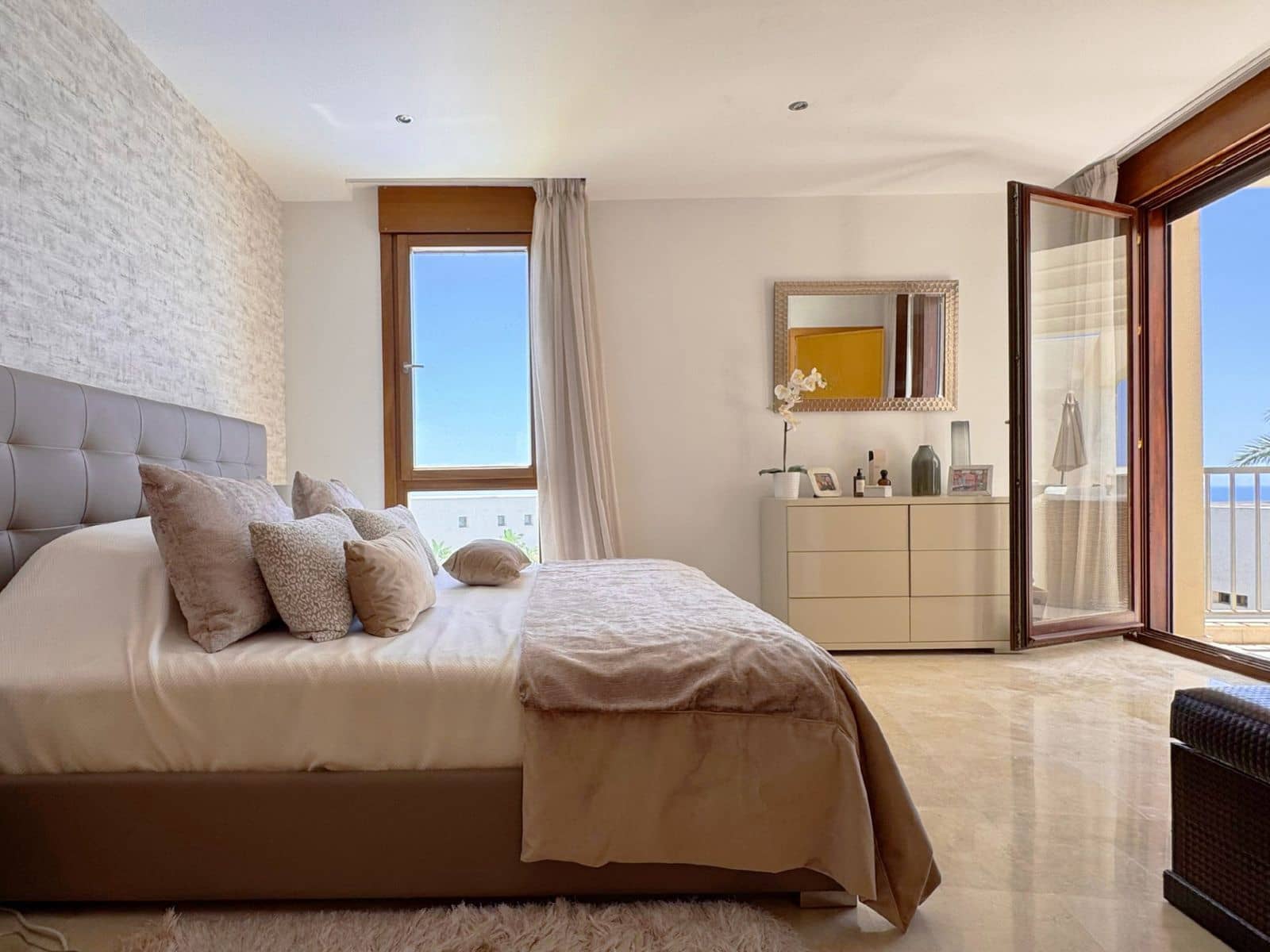 3 quarto Apartamento para venda em Los Monteros - 515 000 € (Ref: 10020584)