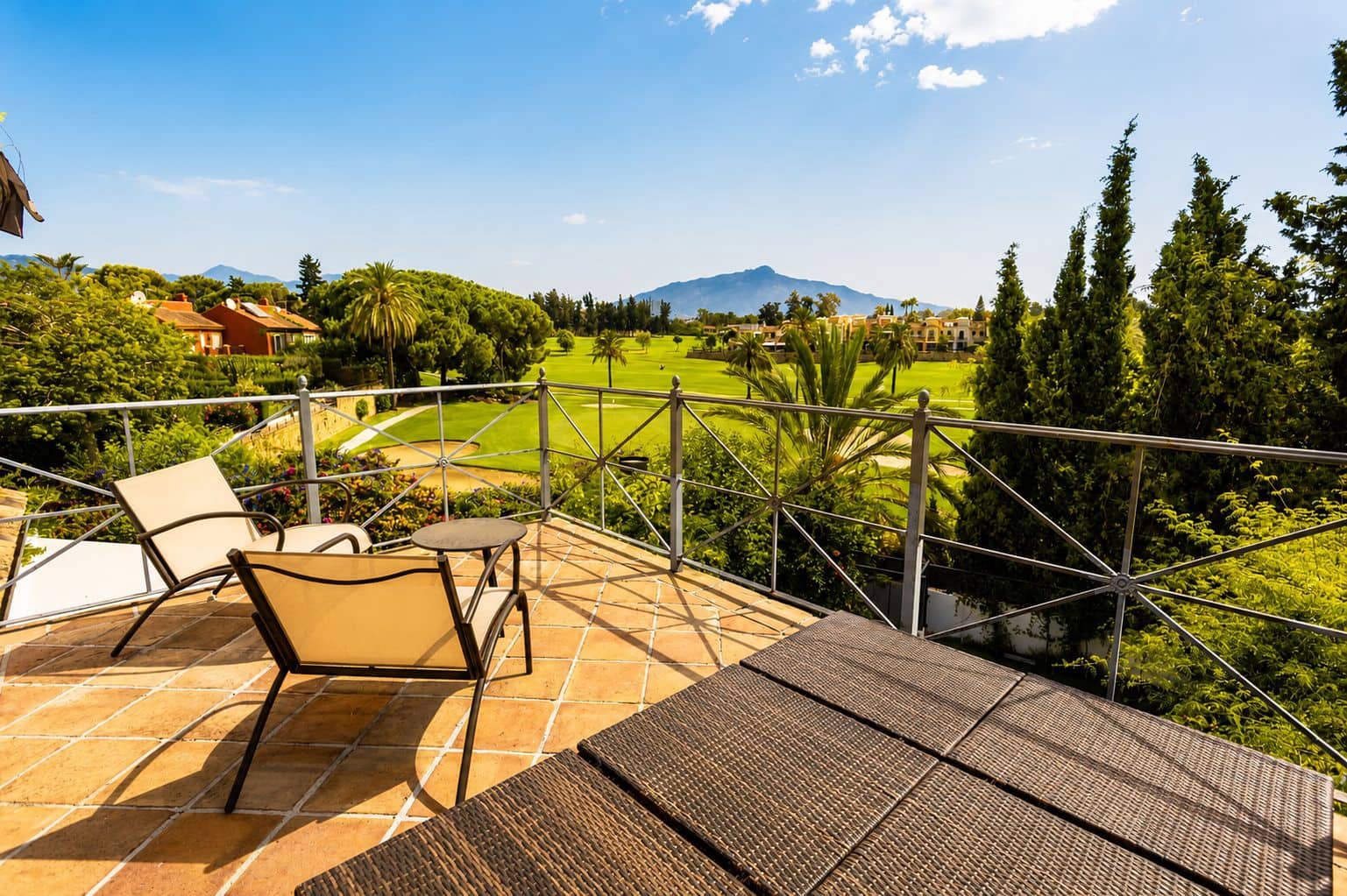 6 slaapkamer Huis te koop in Guadalmina - € 1.450.000 (Ref: 10020585)