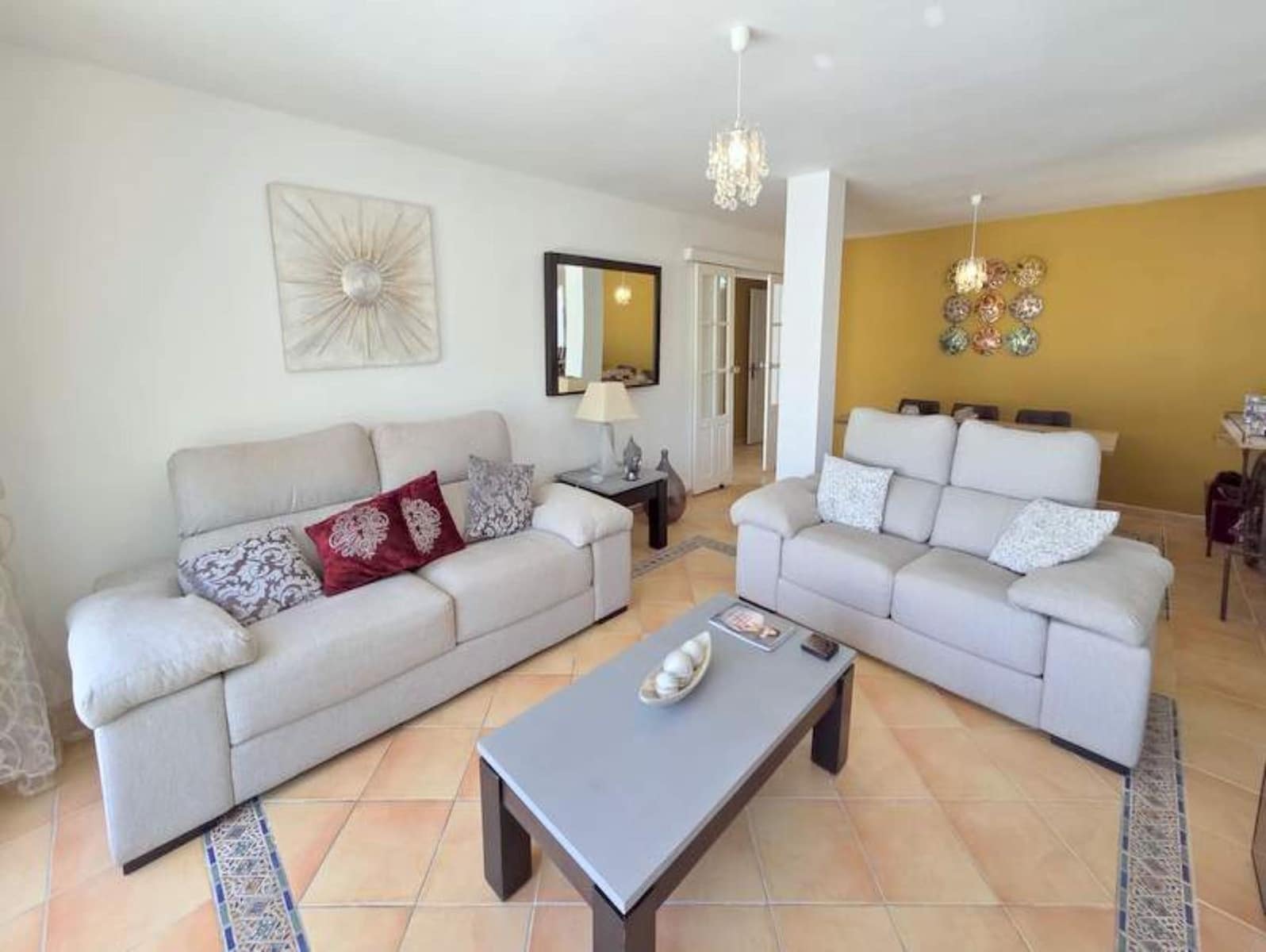 5 bedroom Villa for sale in Manilva - € 595,000 (Ref: 10020586)