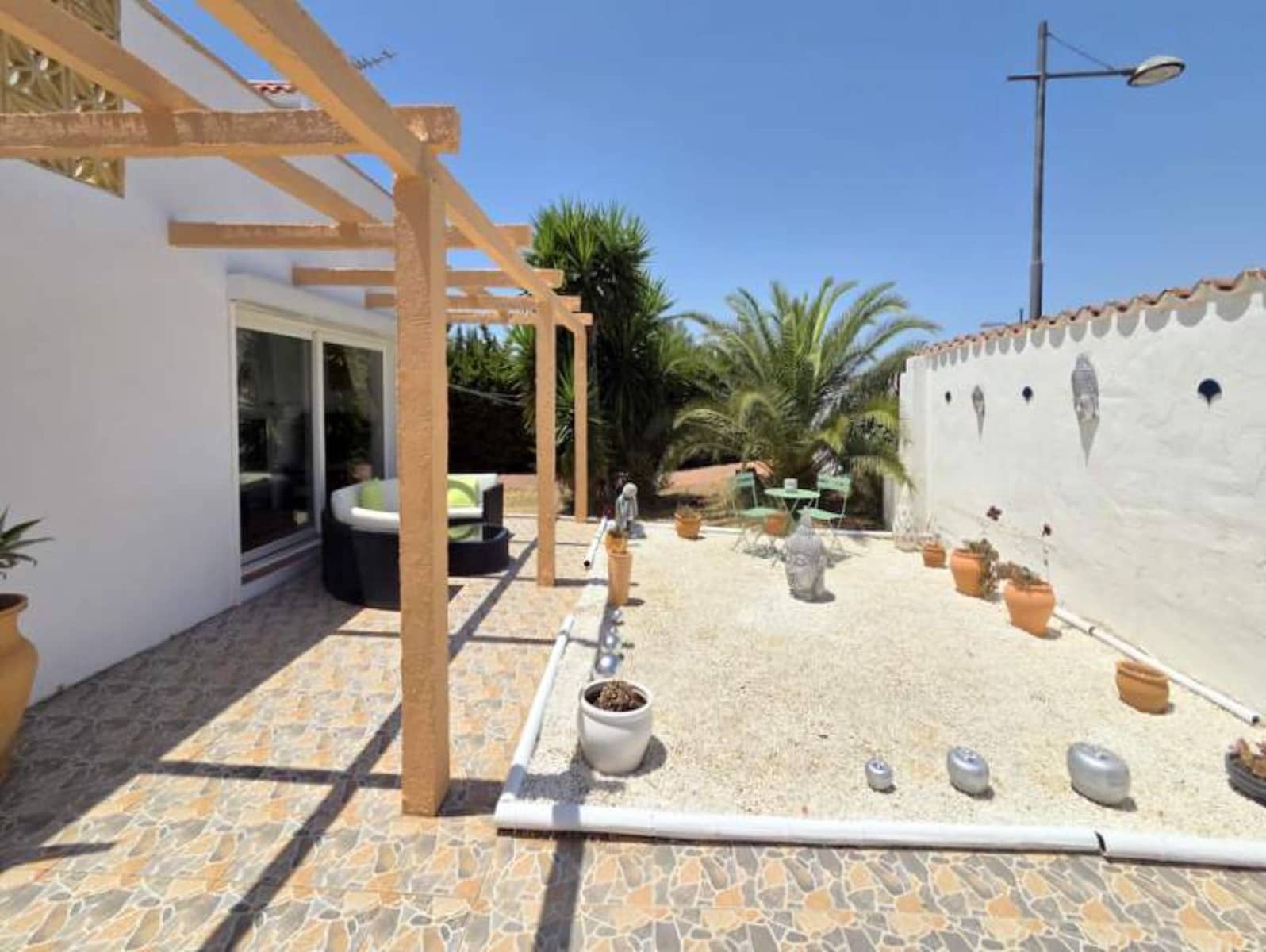 5 bedroom Villa for sale in Manilva - € 595,000 (Ref: 10020586)