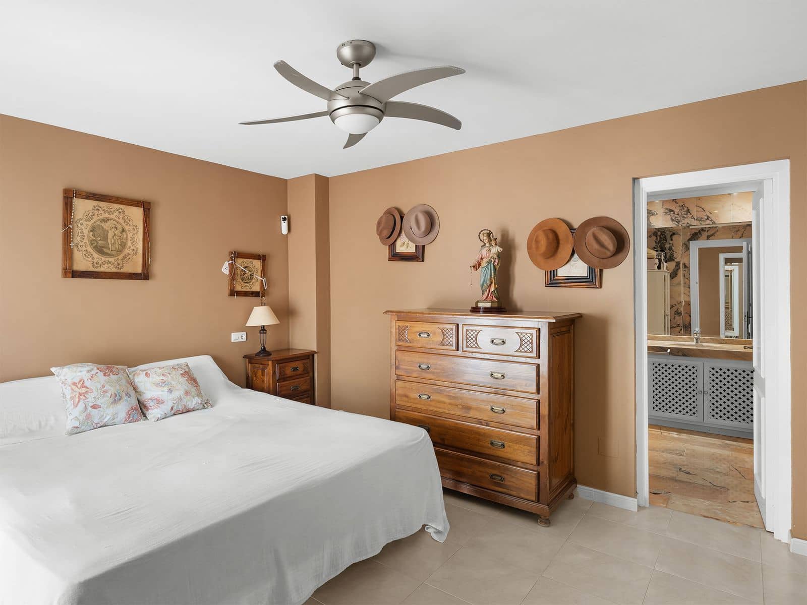 3 Zimmer Apartment zu verkaufen in Nueva Andalucia - 630.000 € (Ref: 10020590)