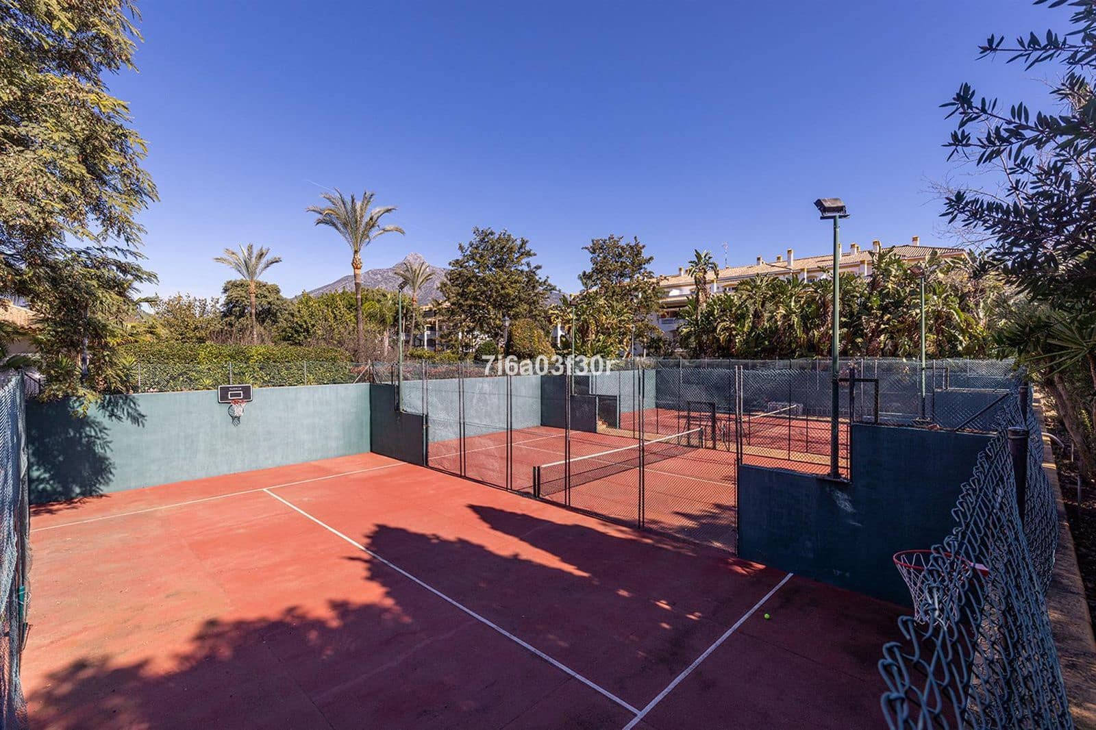 2 chambre Appartement à vendre à Puerto Banus - 515 000 € (Ref: 10020594)