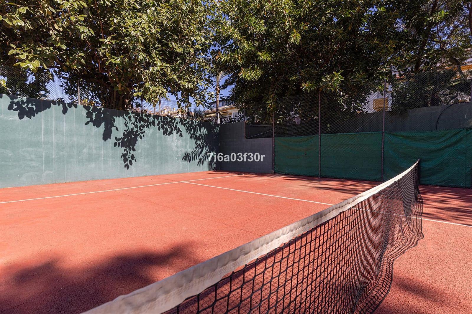 2 chambre Appartement à vendre à Puerto Banus - 515 000 € (Ref: 10020594)