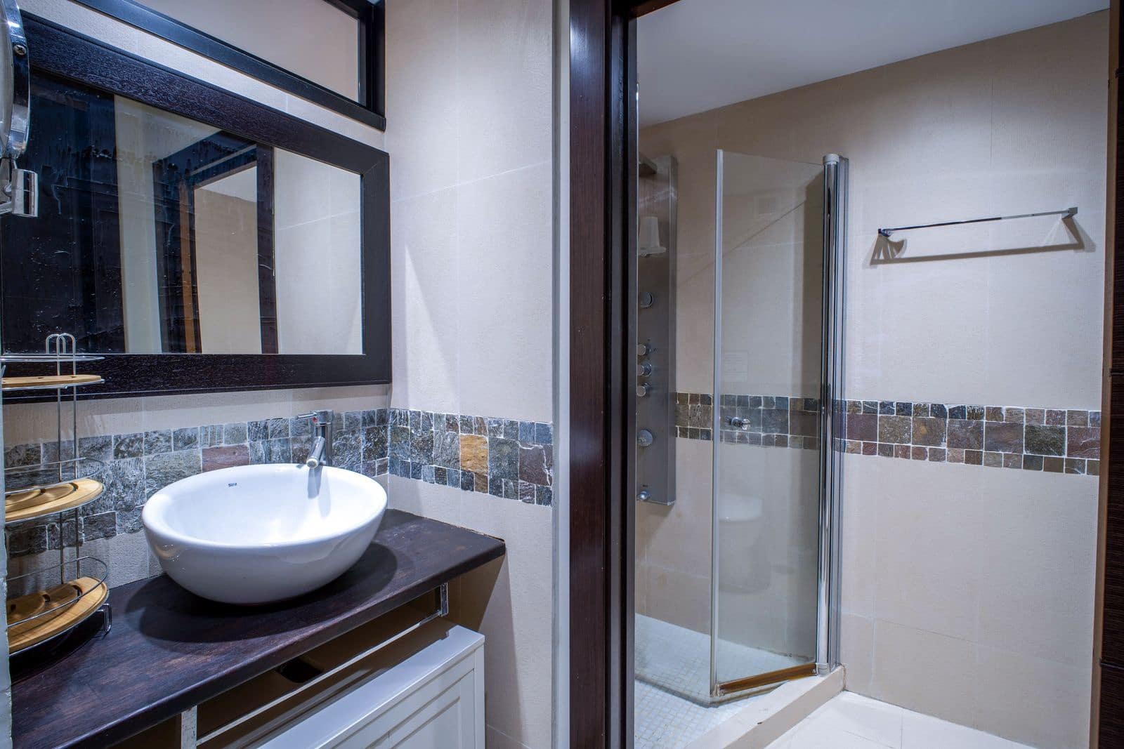4 bedroom Townhouse for sale in Estepona - € 750,000 (Ref: 10020596)