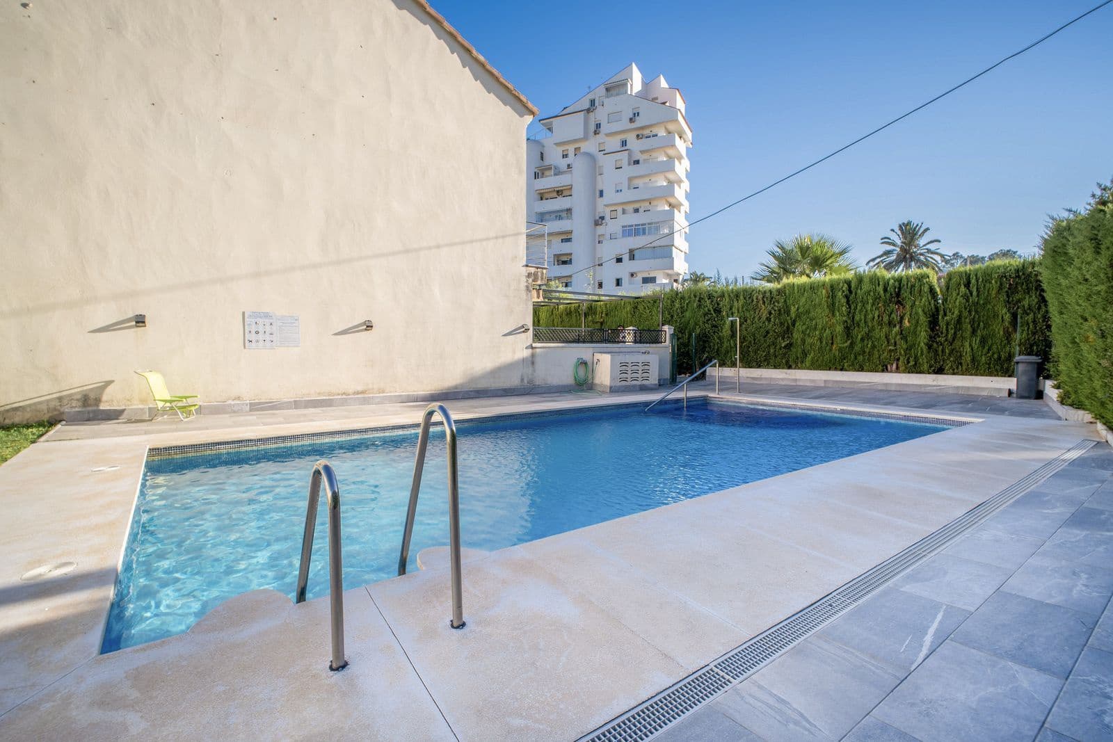 4 bedroom Townhouse for sale in Estepona - € 750,000 (Ref: 10020596)
