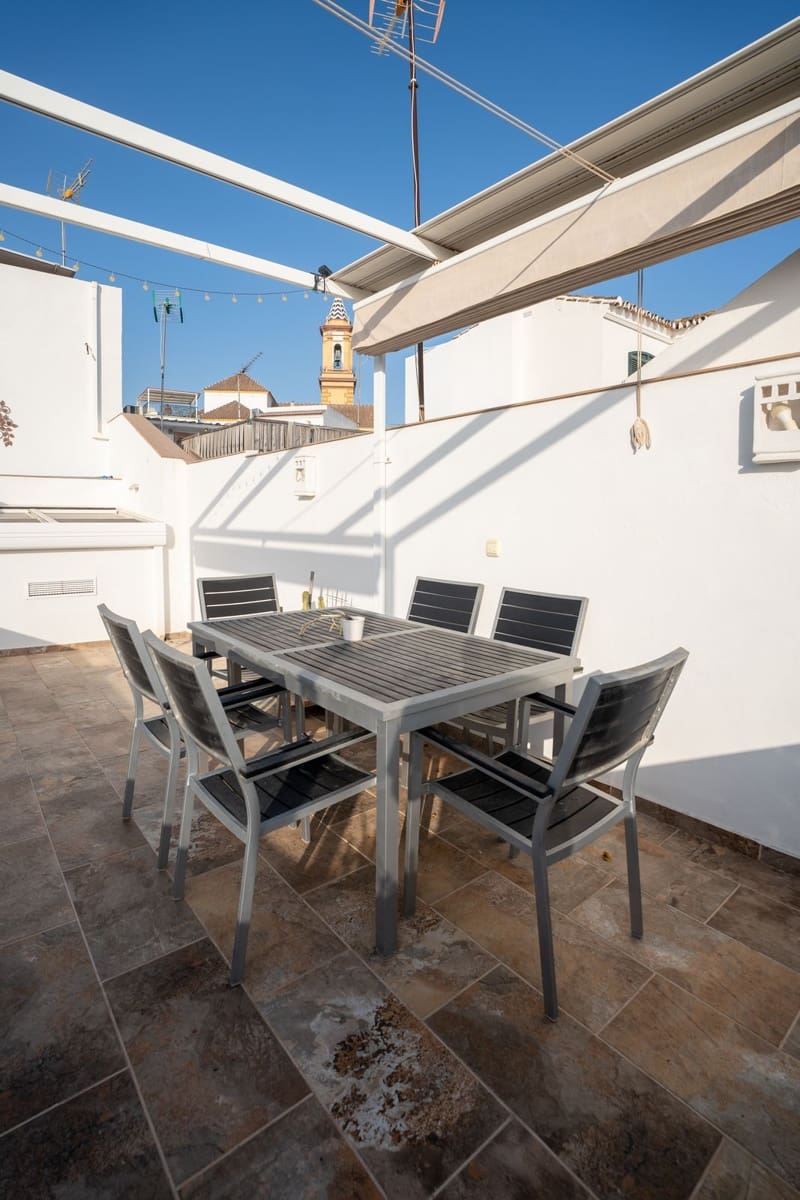 4 bedroom Townhouse for sale in Estepona - € 855,000 (Ref: 10020597)