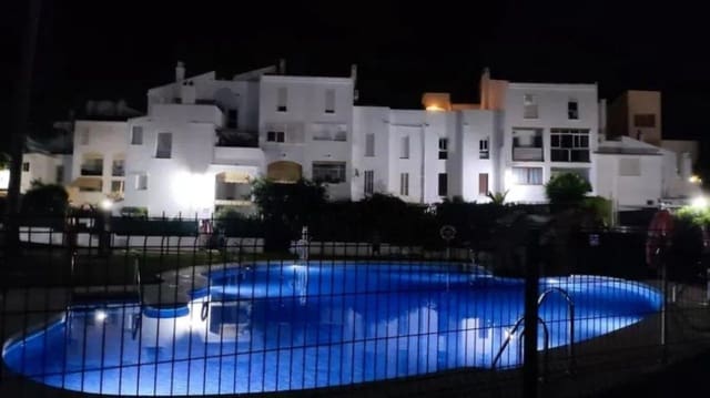 3 sovrum Lägenhet till salu i Elviria, Marbella - 399 000 € (Ref: 10020600)