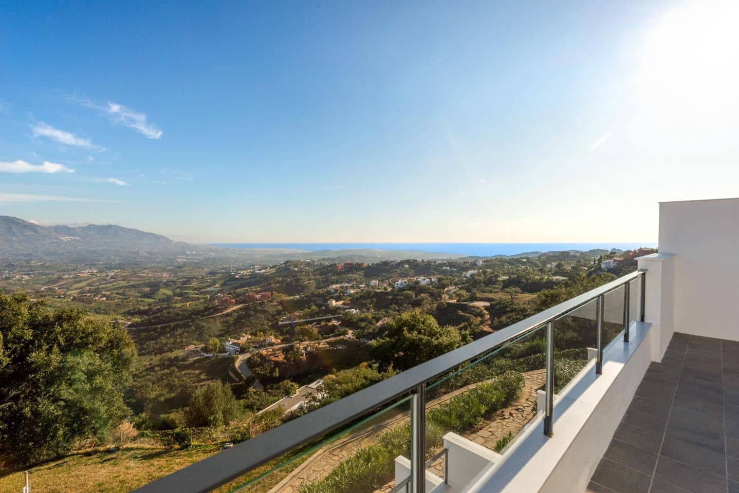 3 sypialnia Dom blizniak na sprzedaż w La Mairena - 570 000 € (Ref: 10020601)