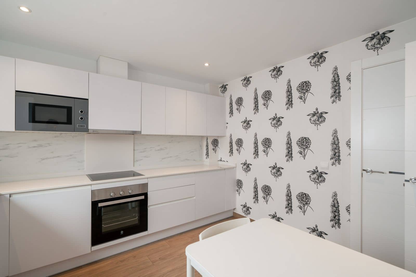 3 sypialnia Dom blizniak na sprzedaż w La Mairena - 570 000 € (Ref: 10020601)