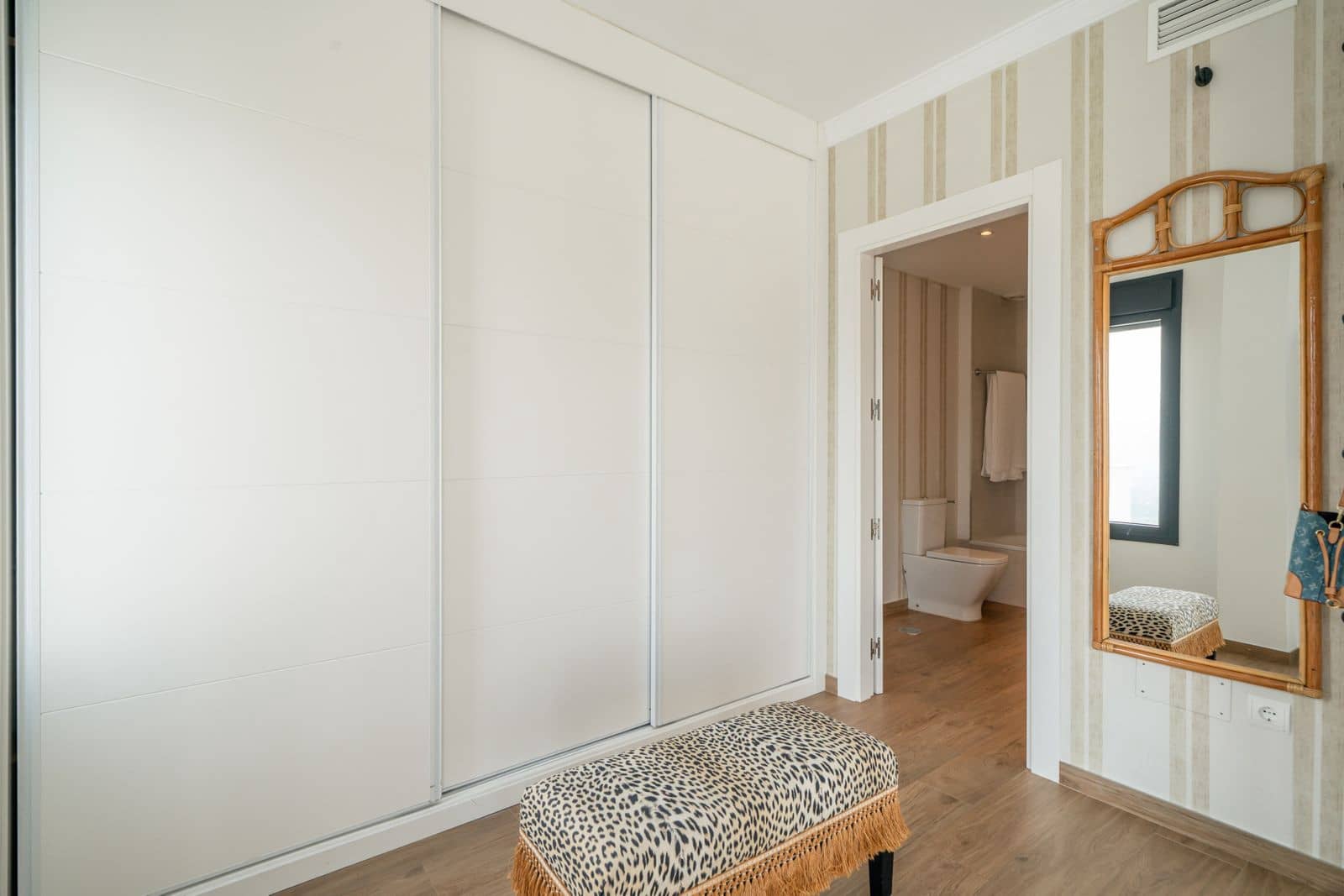 3 sypialnia Dom blizniak na sprzedaż w La Mairena - 570 000 € (Ref: 10020601)