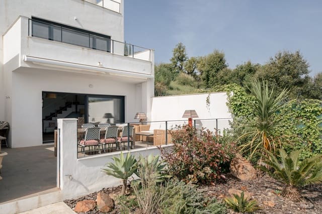 3 sovrum Semi-fristående Villa till salu i La Mairena, Ojen - 570 000 € (Ref: 10020601)